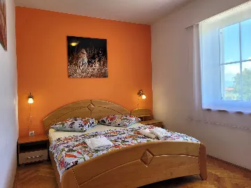 Family Apartment with Balcony in Malinska