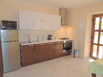 1-Bedroom Apartment in Gabonjin with Private Balcony