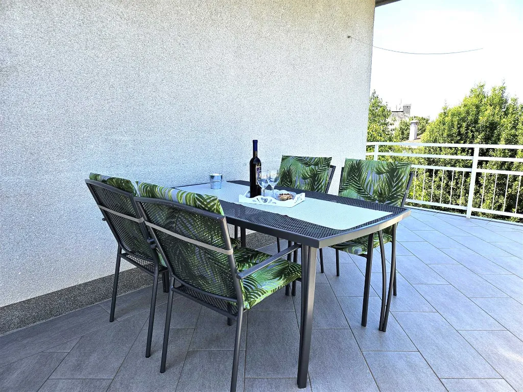 2-Bedroom Apartment in Malinska Near Beach