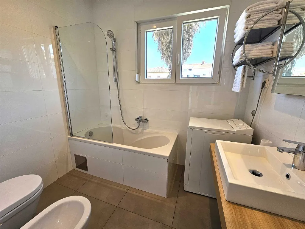 2-Bedroom Apartment in Malinska Near Beach