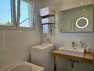 2-Bedroom Apartment in Malinska Near Beach