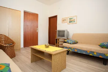 4-Bedroom Apartment in Krk for Up to 8 Guests