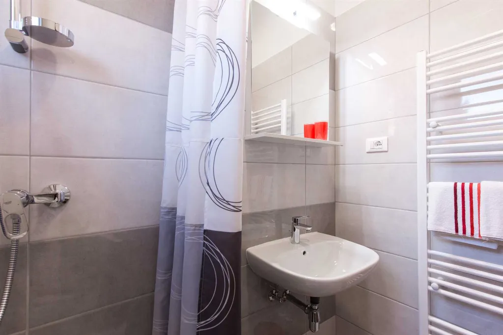 4-Bedroom Apartment in Krk with Spacious Terrace
