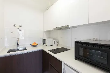 1-Bedroom Apartment in Malinska for 4 Guests