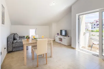 1-Bedroom Apartment in Malinska for 4 Guests