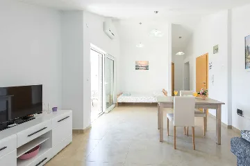 1-Bedroom Apartment in Malinska for 4 Guests