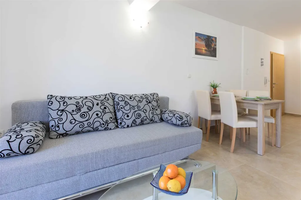 Malinska Apartment with Balcony for 4 Guests