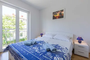 Malinska 1-Bedroom Apartment for 4 Guests