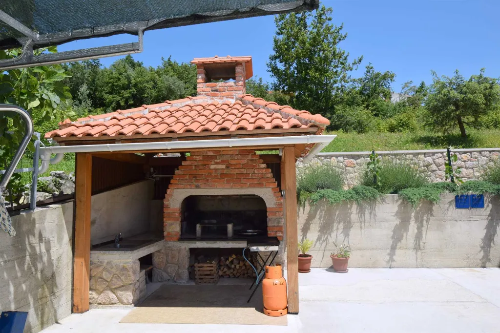 Studio Apartment in Čižići for 2 Guests