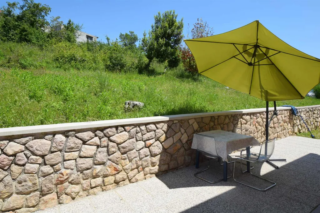 Studio Apartment in Čižići for 2 Guests