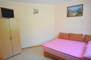 Studio Apartment in Čižići for 2 Guests