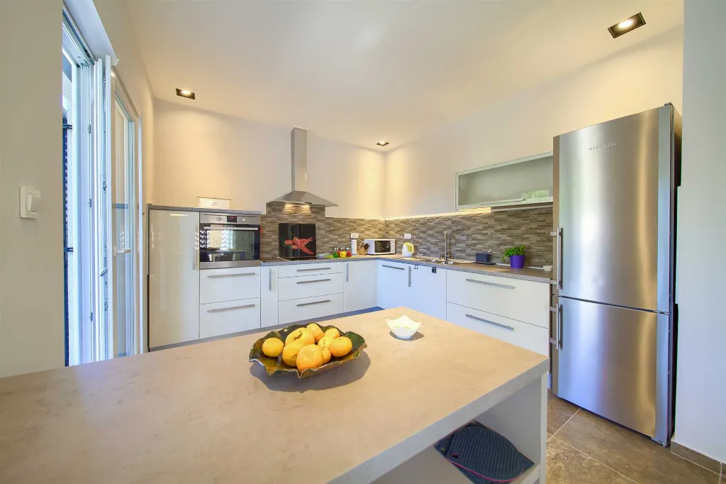 Villa with Private Pool and Grill in Vrbnik-Risika