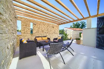 Villa with Private Pool and Grill in Vrbnik-Risika