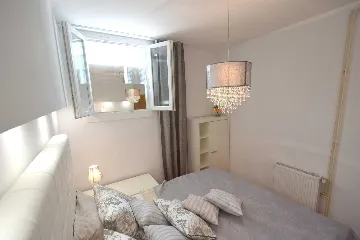 Ground-Floor Apartment for 2 Guests in Malinska