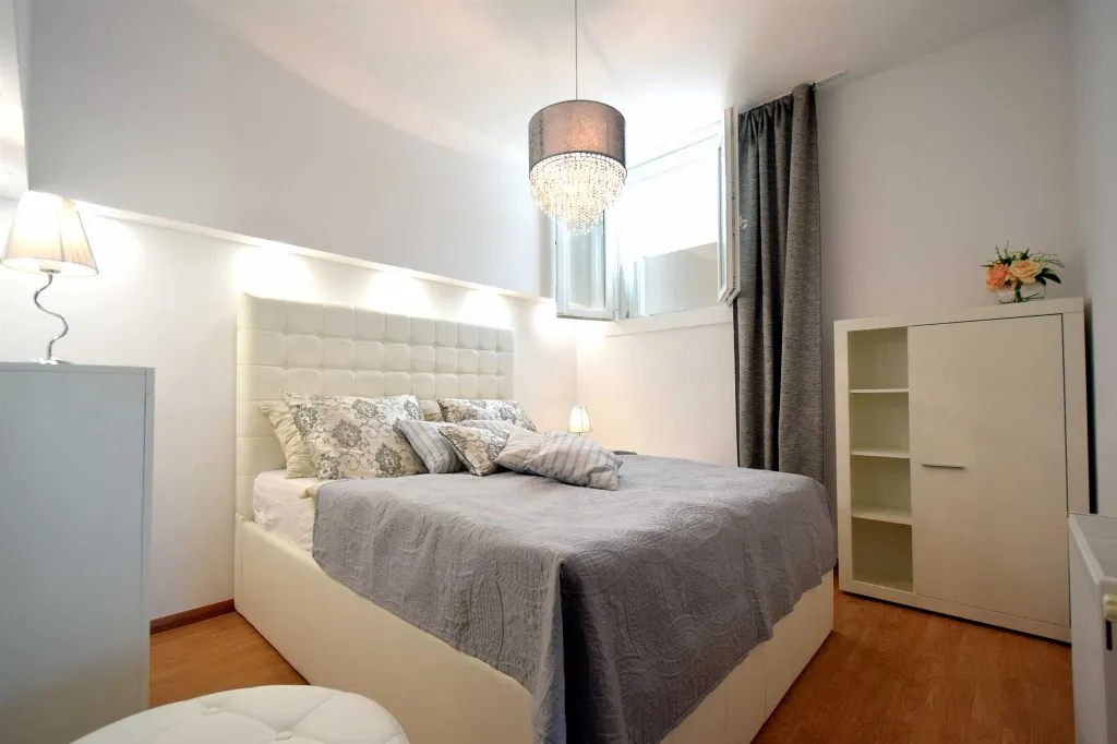 Ground-Floor Apartment for 2 Guests in Malinska