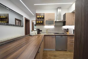 Malinska 1-Bedroom Apartment with Pool