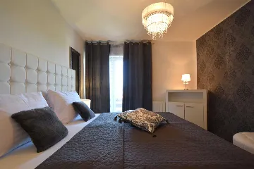 Malinska 1-Bedroom Apartment with Pool