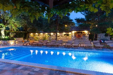 Ground-Floor Apartment in Malinska for 2 Guests