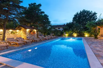 Ground-Floor Apartment in Malinska for 2 Guests