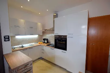 Ground-Floor Apartment in Malinska for 2 Guests