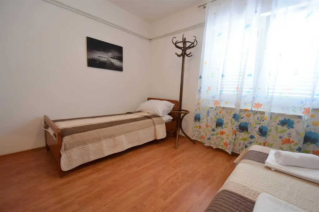 1-Bedroom Apartment with Sea-View Terrace in Krk