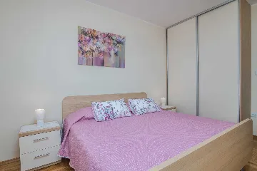 Apartment in Porat, Croatia for 4 Guests