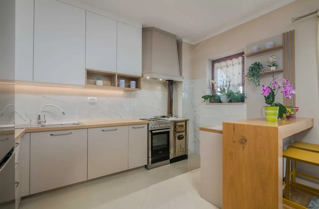 Apartment in Porat, Croatia for 4 Guests
