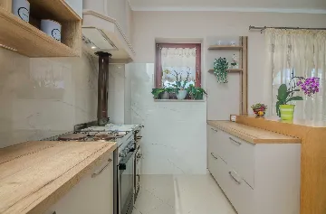 Apartment in Porat, Croatia for 4 Guests