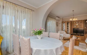 Apartment in Porat, Croatia for 4 Guests
