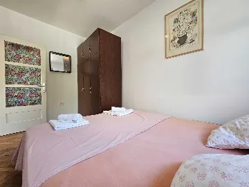 Malinska Apartment for up to 3 Guests