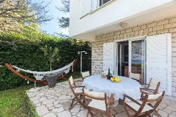 Villa with Pool and Sea View in Malinska-Vantačići