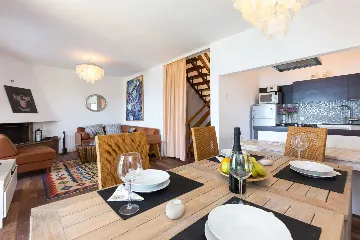 Villa with Pool and Sea View in Malinska-Vantačići