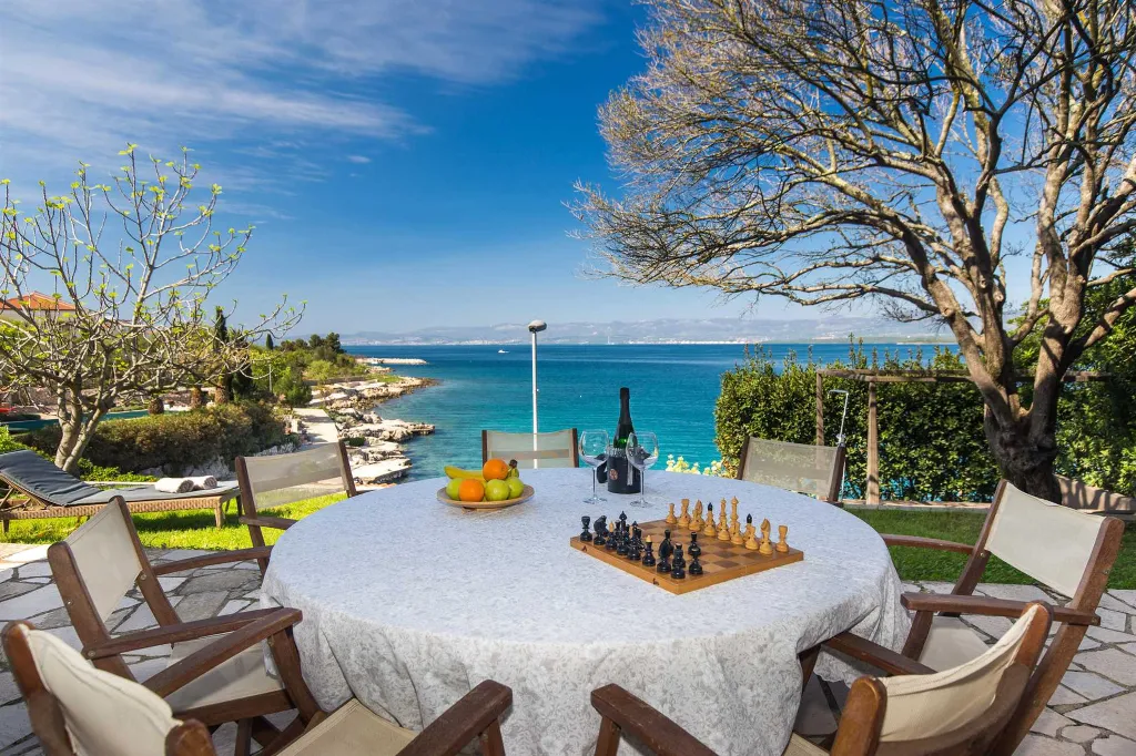 Villa with Pool and Sea View in Malinska-Vantačići
