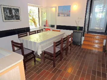 2-Bedroom Apartment with Sea View in Vantačići