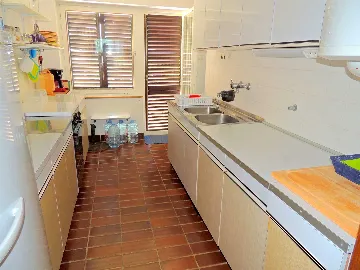 2-Bedroom Apartment with Sea View in Vantačići