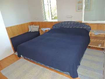 2-Bedroom Apartment with Sea View in Vantačići
