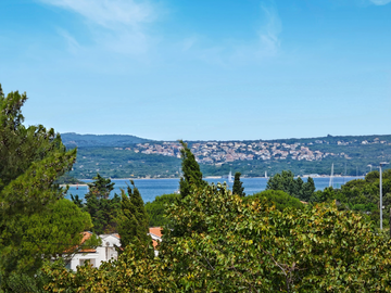 Balcony Apartment for 4 Guests in Punat