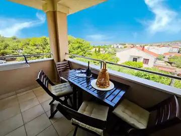 1-Bedroom Apartment for 4 in Punat, Balcony