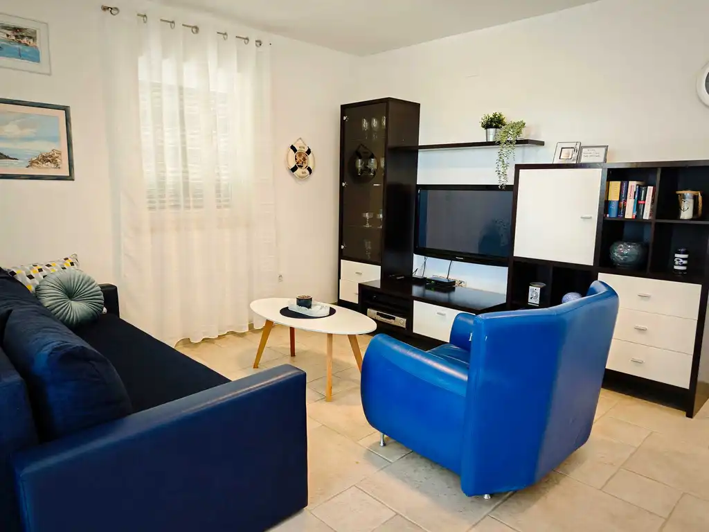 1-Bedroom Apartment for 4 in Punat, Balcony
