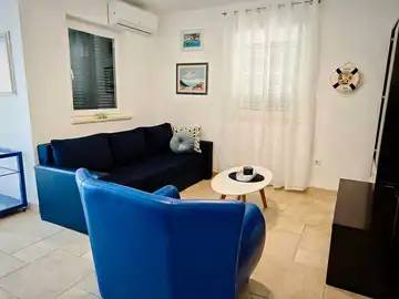 1-Bedroom Apartment for 4 in Punat, Balcony