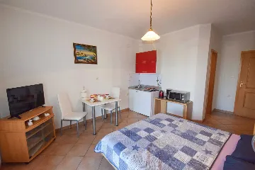 Malinska Studio Apartment for 2 Guests