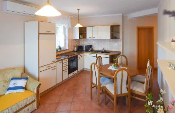 Ground-Floor Apartment in Malinska for 4