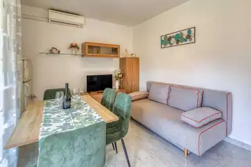 Two-Bedroom Apartment in Malinska for 4 Guests