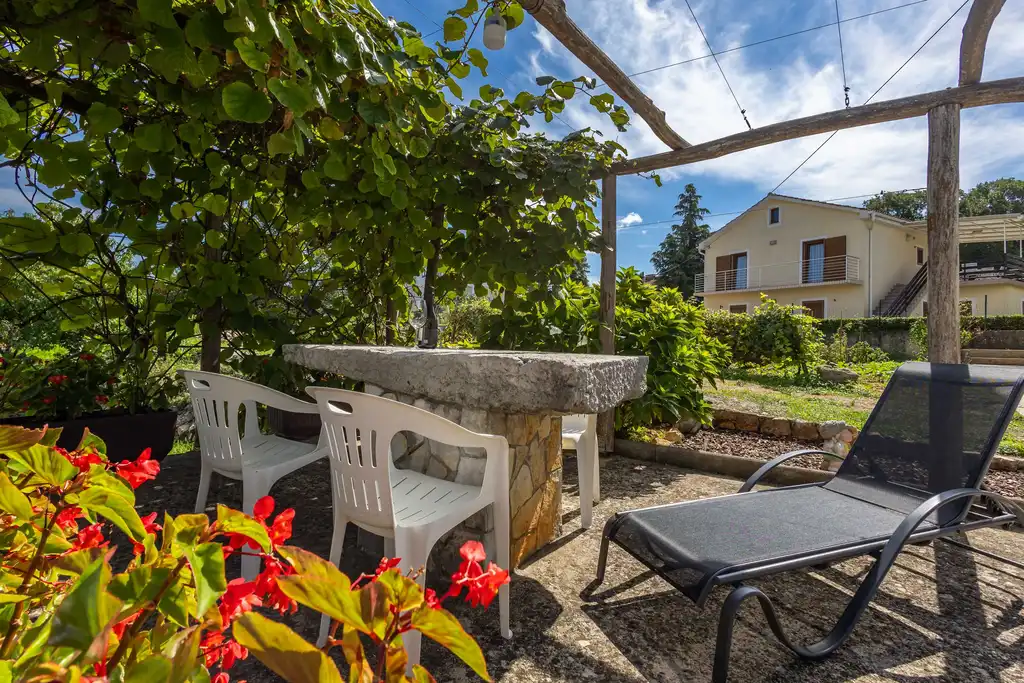 Two-Bedroom Apartment in Malinska for 4 Guests