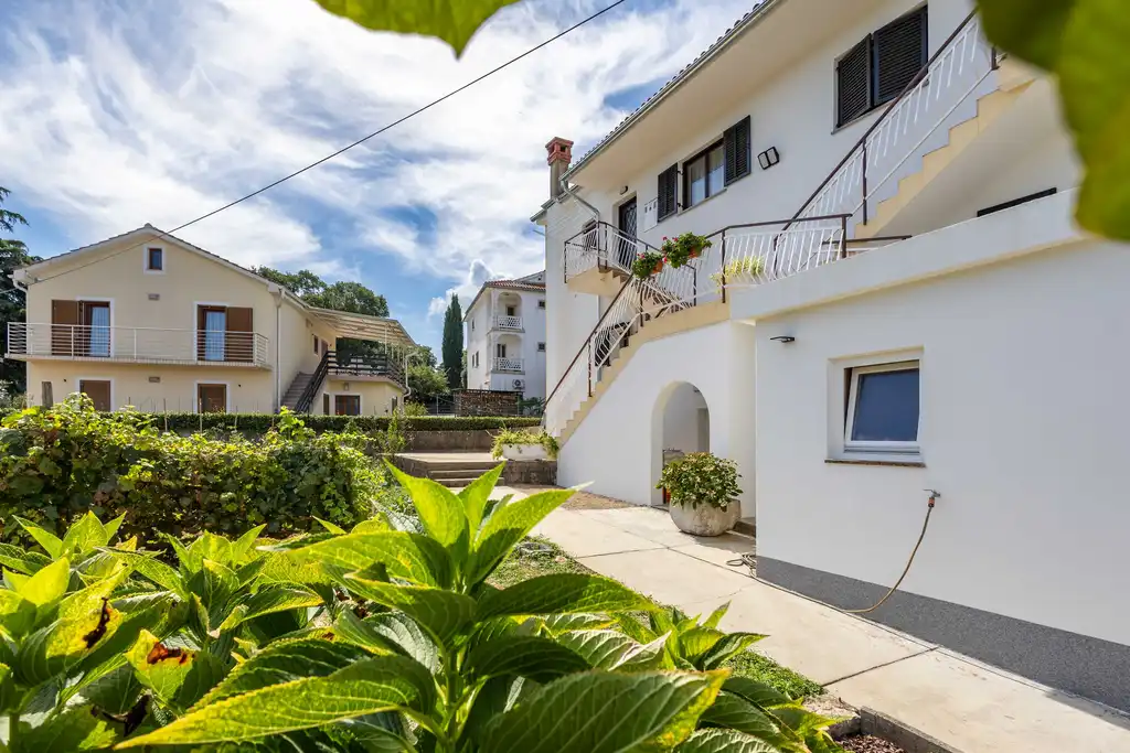 Two-Bedroom Apartment in Malinska for 4 Guests