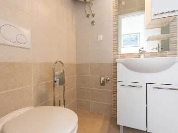 2-Bedroom Apartment with Sea View in Čižići