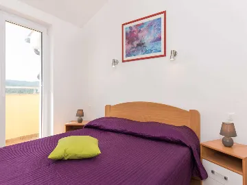 2-Bedroom Apartment with Sea View in Čižići