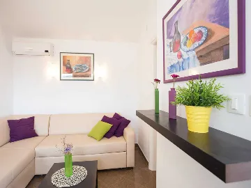 2-Bedroom Apartment with Sea View in Čižići