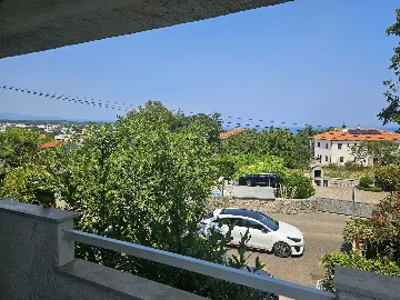 Apartment with Balcony in Malinska for 2
