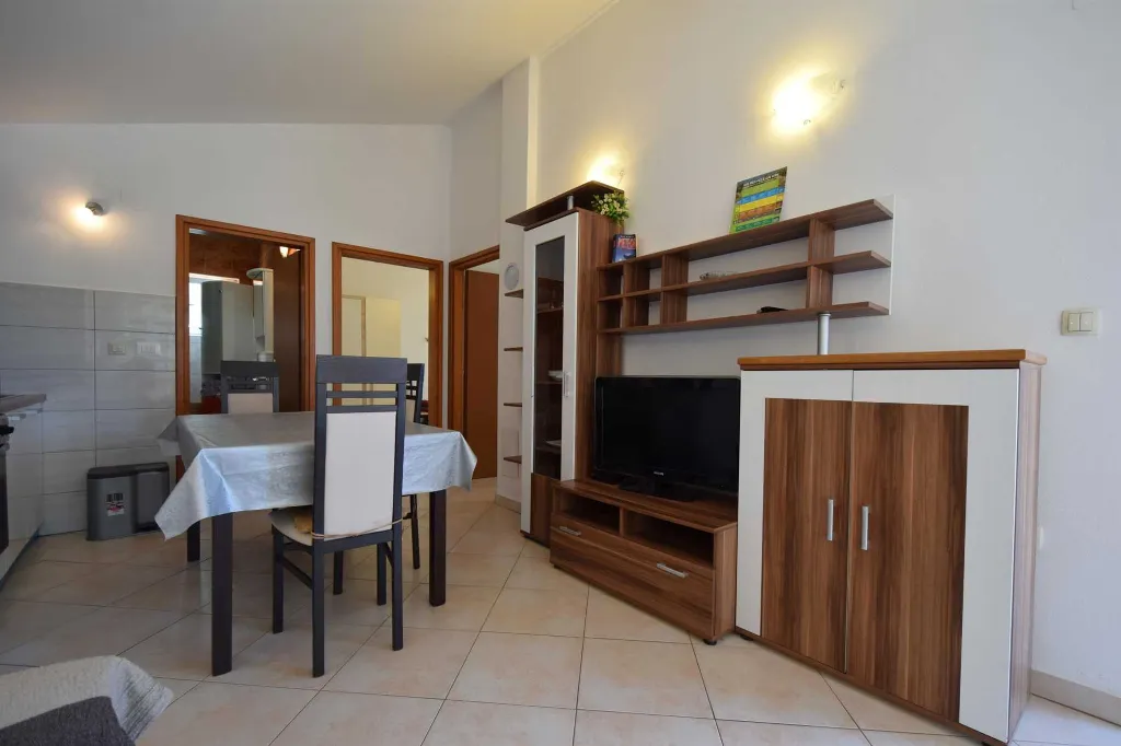 Holiday House with Terrace for 4 in Malinska